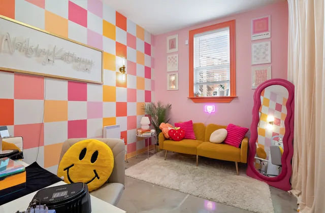 Suite 6 — 7185 Main Level